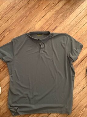 Men's gery Polo Shirt - Classic Short Sleeve